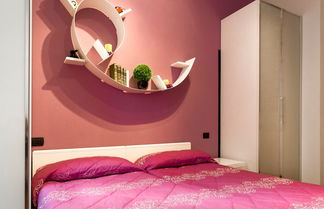 Photo 3 - Altido Vibrant Suite 8