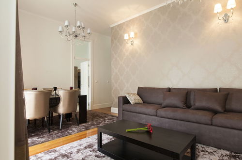 Photo 14 - JOIVY Elegant 3BR Apt w/terrace in Baixa, 3mins to Lisbon Cathedral