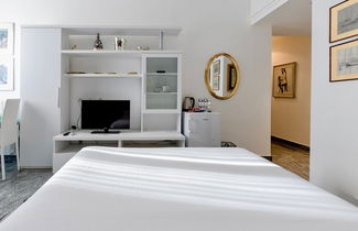 Photo 3 - Aiello Suites Executive