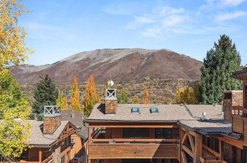 Photo 35 - Fasching Haus by iTrip Aspen Snowmass