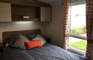 Photo 3 - 3 Bed Luxury Mobile Home Hoburne Park Christchurch