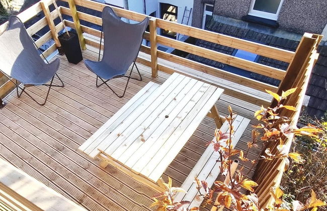 Modern 4-bedroom Townhouse With Private Garden - Foto 16