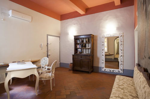 Photo 3 - Home in Florence