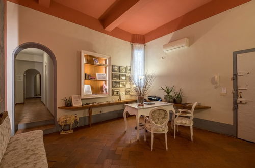 Photo 4 - Home in Florence