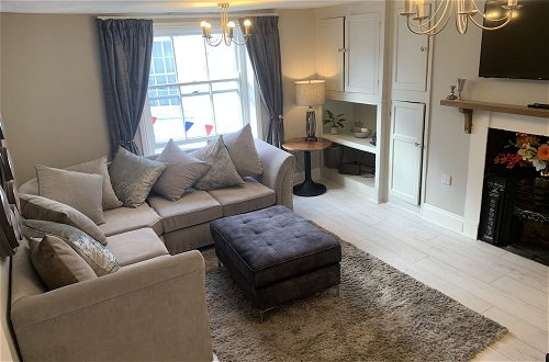Photo 1 - Impeccable 1-bed Apartment in the Heart of Hexham