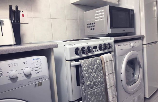 Captivating 2-bed Apartment in Kirkcaldy - Foto 7