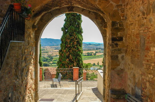 Photo 30 - Charming Borgo Medievale Apartment