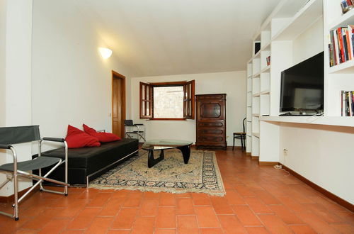 Photo 13 - Charming Borgo Medievale Apartment