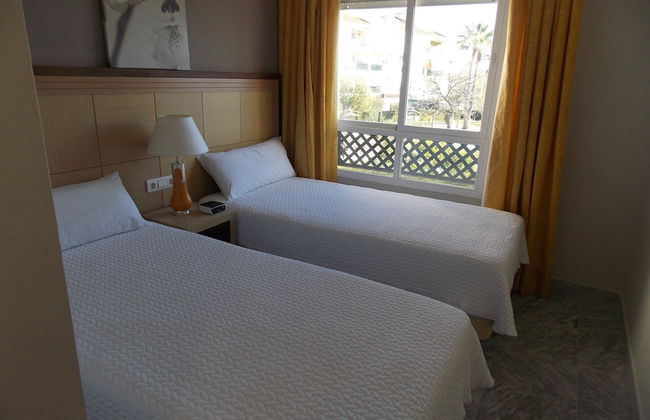 Beachside Apartment Near Puerto Banus - Photo 5