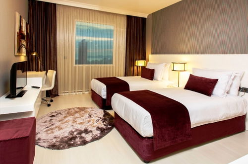 Photo 5 - Flora Suites