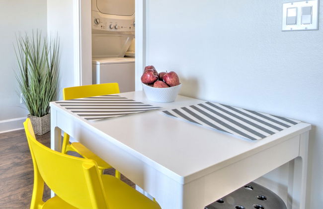 Capitol Hill Apartments - Photo 9