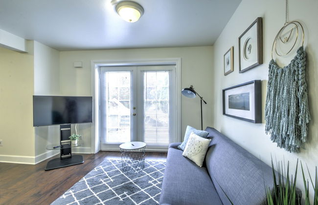 Capitol Hill Apartments - Photo 23