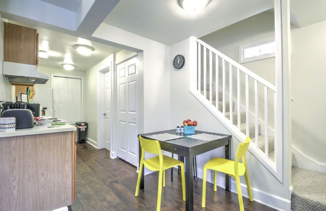 Capitol Hill Apartments - Photo 12