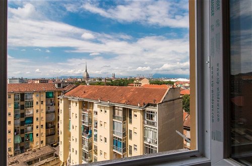 Photo 32 - Vanchiglia Cozy Flat with Terrace and City View