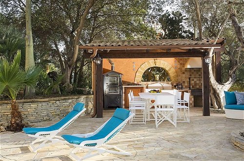 Photo 18 - Exclusive Luxury Villa in Agrigento with Private Pool, Hot Tub, BBQ