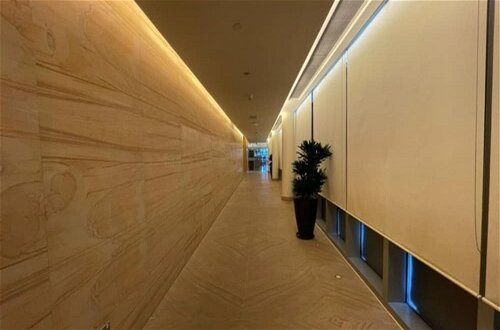 Photo 27 - Ultimate Luxury at Fashion Avenue Dubai Mall Residences