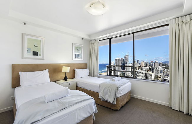 Surfers Century Oceanside Apartments - Foto 12