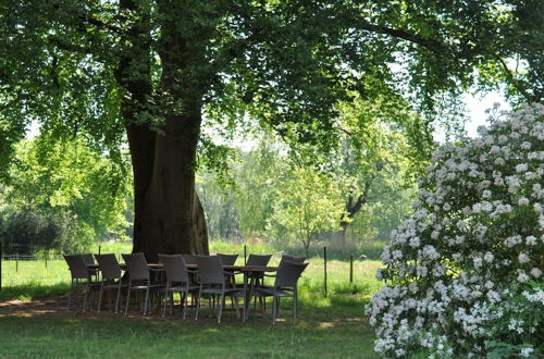 Photo 38 - Spacious Holiday Home in Borkel en Schaft With Garden