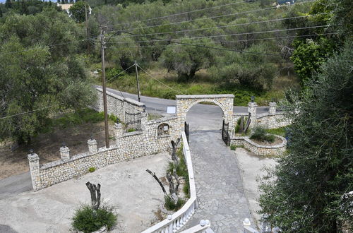 Foto 13 - Corfu Room Apartments in a Piecefull and Full of Olive Trees Location