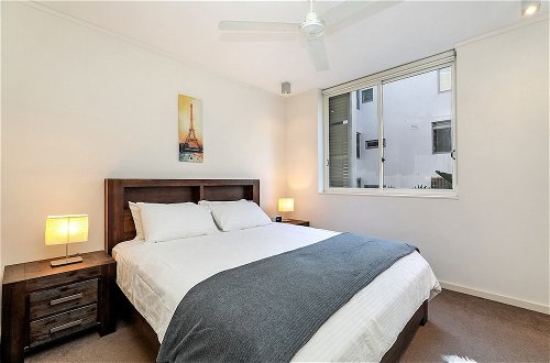 Photo 2 - Cozy Suite Block Away To Bondi Beach