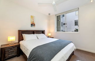 Photo 2 - Cozy Suite Block Away To Bondi Beach