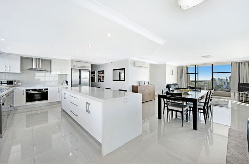 Photo 38 - ULTIQA Beach Haven At Broadbeach