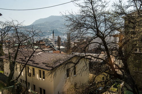 Photo 11 - Bright and Sunny Apartment in The City Center