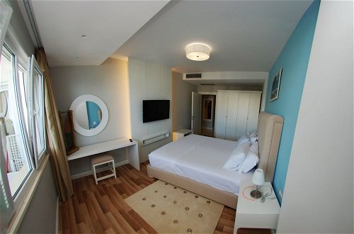 Photo 5 - Limani Deluxe Apartments