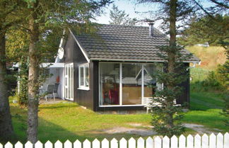 Photo 1 - 4 Person Holiday Home in Blokhus