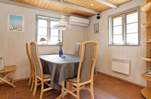 Photo 7 - 6 Person Holiday Home in Blavand