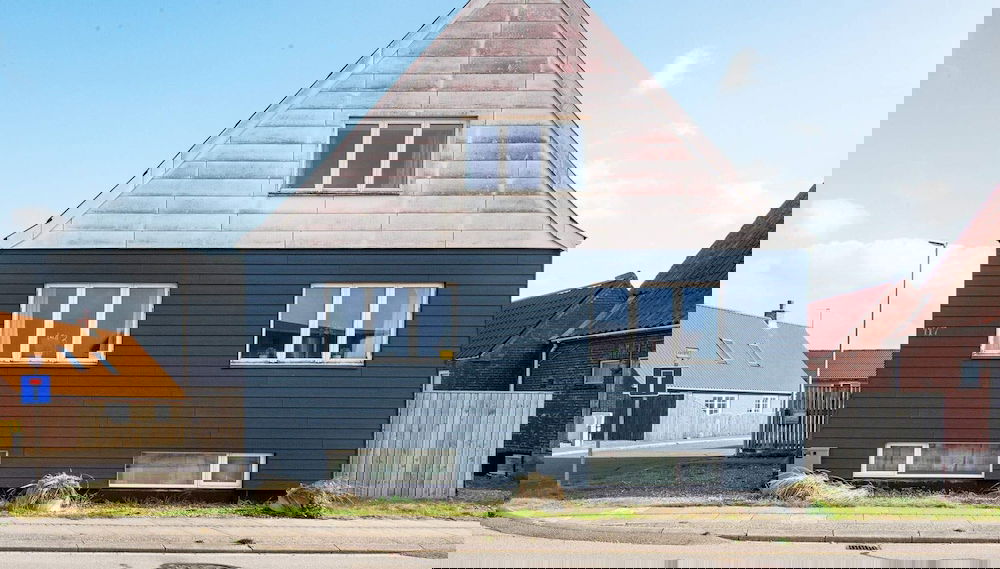 Primary image