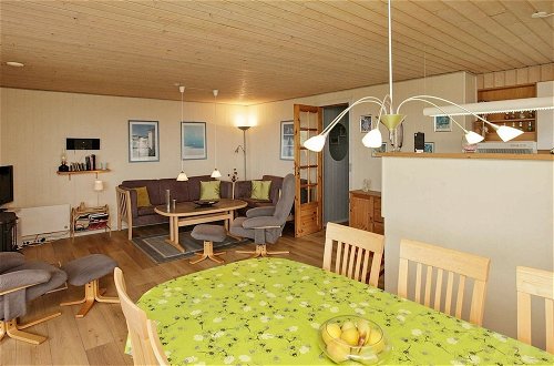 Photo 12 - 5 Person Holiday Home in Lemvig