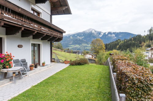 Photo 25 - Cozy Holiday Apartment in Zell am See With a Balcony Near the ski Area