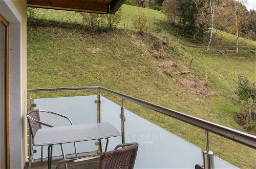 Photo 17 - Cozy Holiday Apartment in Zell am See With a Balcony Near the ski Area