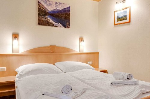 Photo 1 - Cozy Holiday Apartment in Zell am See With a Balcony Near the ski Area