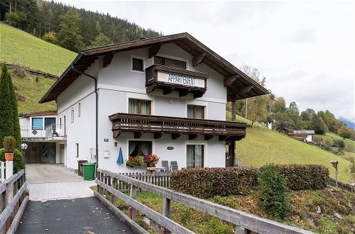 Photo 28 - Cozy Holiday Apartment in Zell am See With a Balcony Near the ski Area