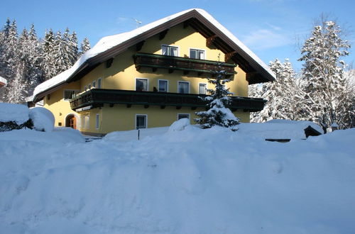 Photo 16 - Picturesque Apartment With Outdoor Pool