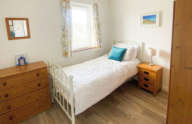 Moore Bay Holiday Homes - Photo 5