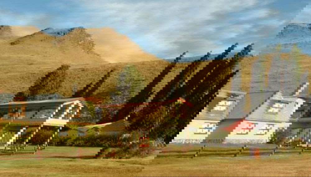 Primary image