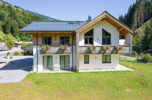 Photo 1 - Spacious Chalet With Sauna