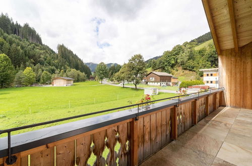 Photo 36 - Spacious Chalet With Sauna