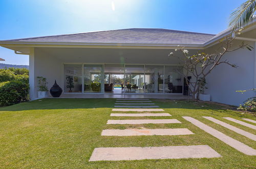 Foto 46 - Luxury Modern 4 BR Pool Villa - PH111