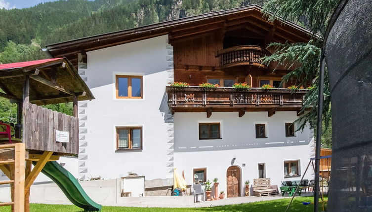 Photo 1 - Cozy Holiday Home in Tyrol near Ski Area