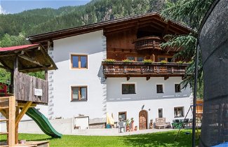 Photo 1 - Cozy Holiday Home in Tyrol near Ski Area