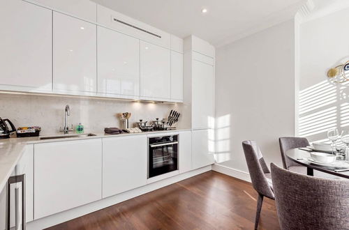 Foto 6 - Beautiful West London 3 bed Apartment