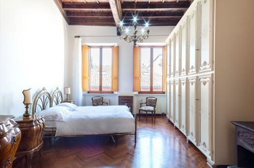 Photo 3 - Exclusive Palazzo Schifanoia Apartment