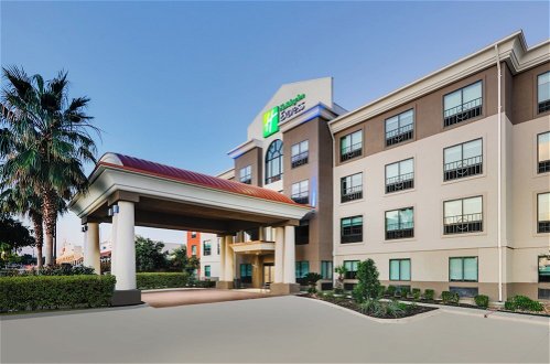 Foto 1 - Holiday Inn Express & Suites San Antonio NW near SeaWorld