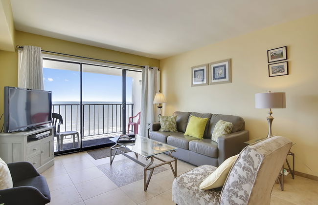 By The Sea Gulf View Deluxe Condo - Photo 40