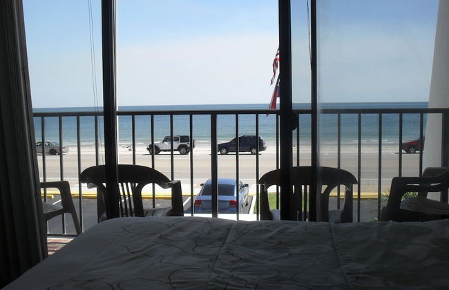 By The Sea Gulf View Deluxe Condo - Photo 11