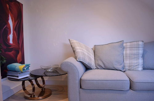 Photo 13 - Stylish 2 Bed Apartment in West Hampstead